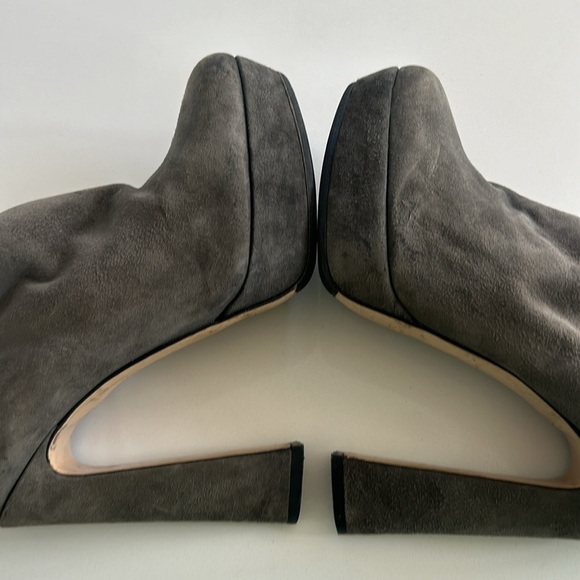 Miu Miu Suede Ankle Boots with Platform Heels Grey Color Square Toe size 37 / 7 - Picture 15 of 16